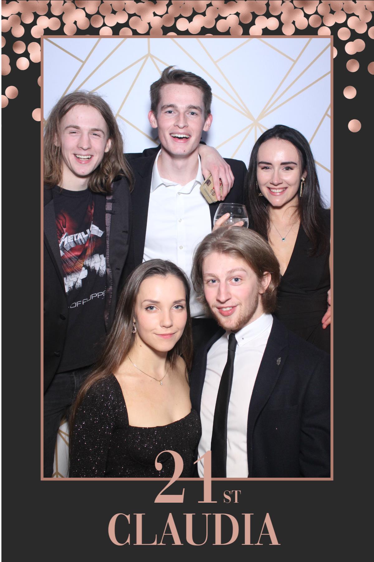Claudia's 21st  | View more photos from the event at gallery.magicimages.uk/u/MagicImages/Claudias-21st